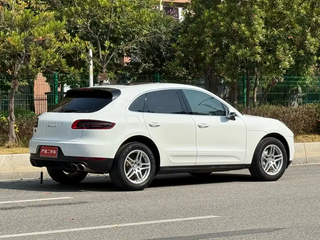 Porsche Macan — миниатюра 21