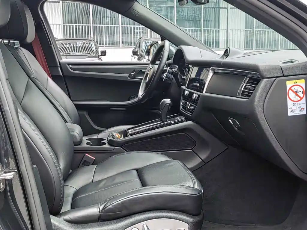 Porsche Macan — миниатюра 20