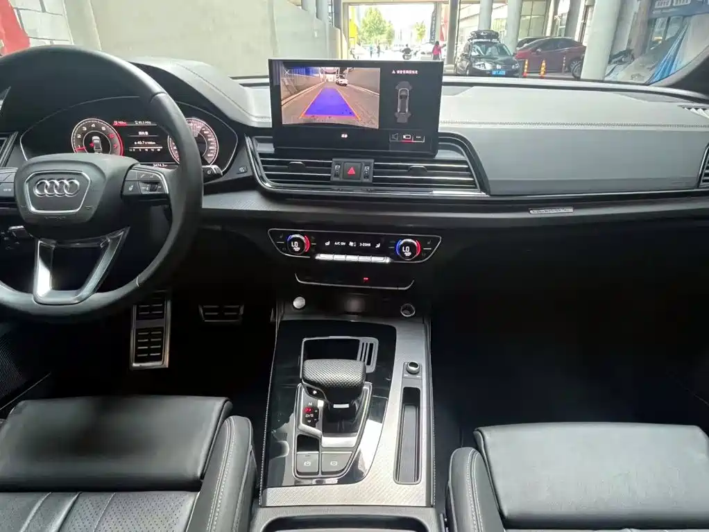 Audi Q5L — миниатюра 12
