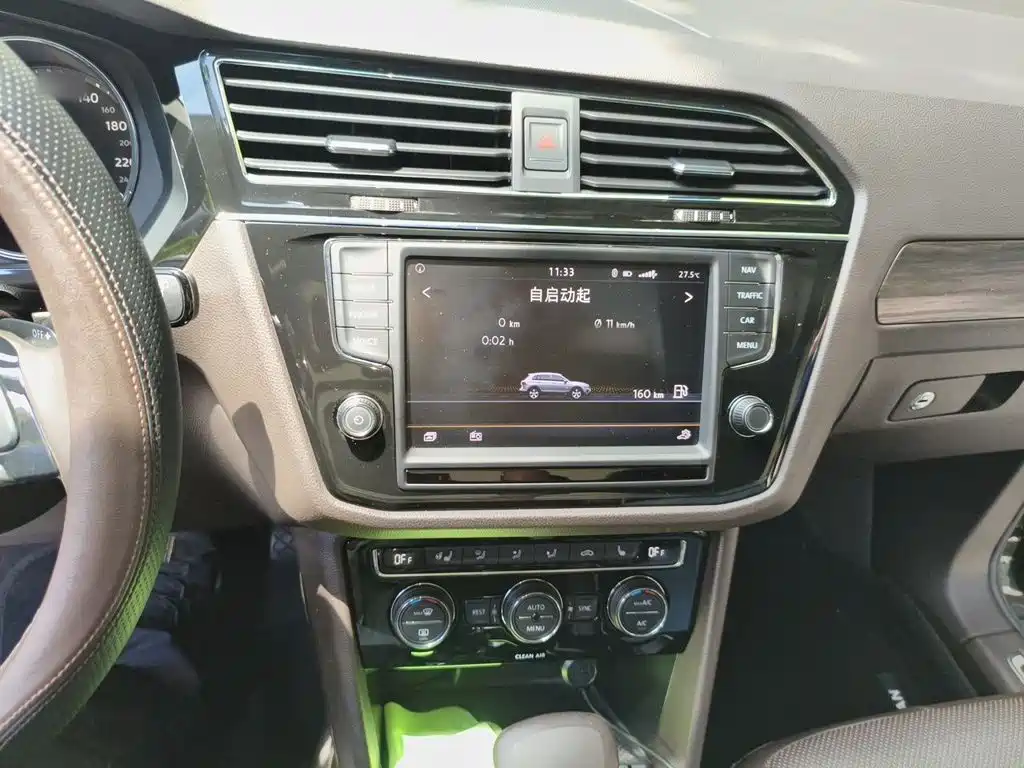 Volkswagen Tiguan L L 2017 330TSI AT Flagship