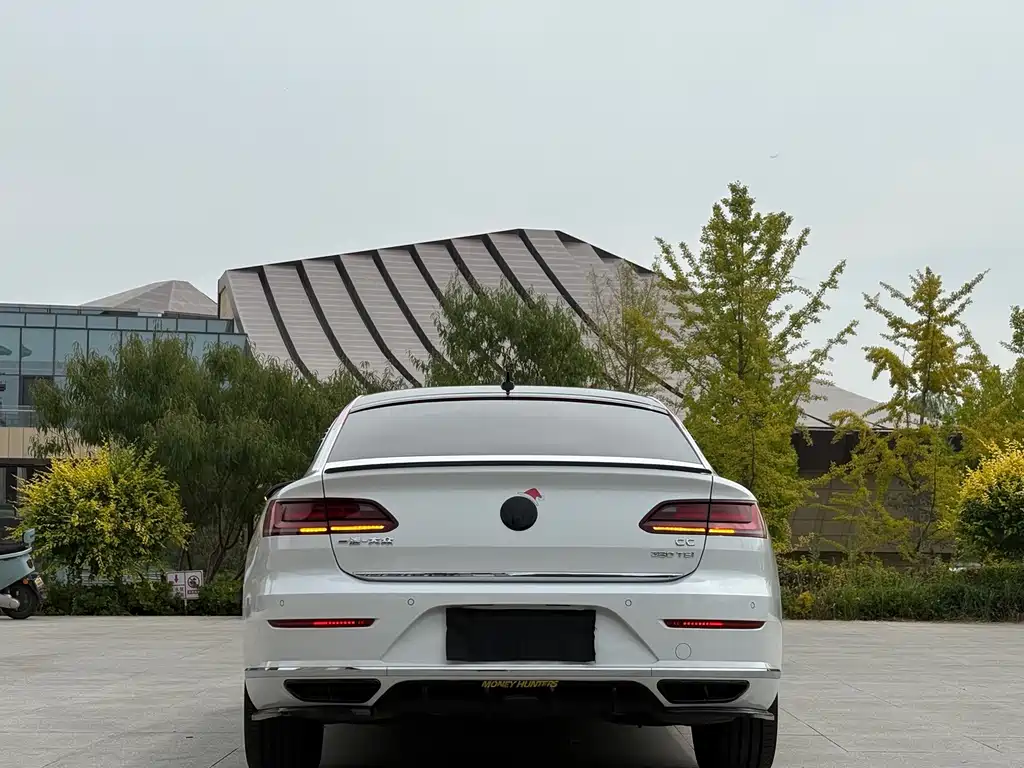 Volkswagen CC — миниатюра 8