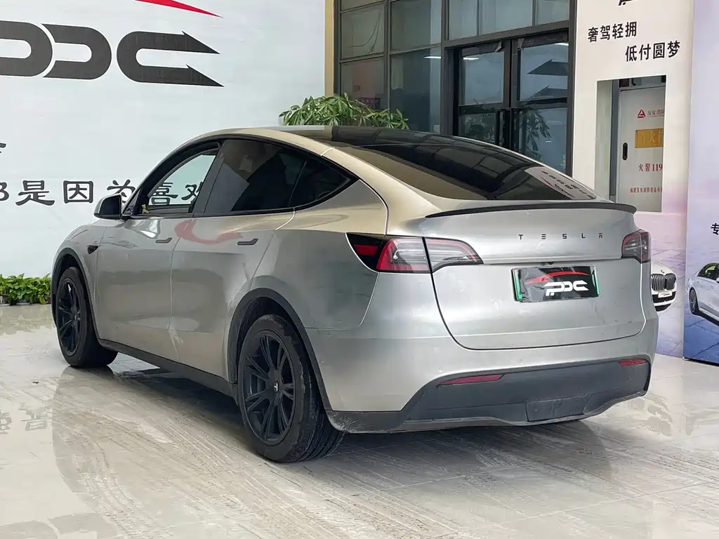 Tesla Model Y — фотографии объявления, Фото 13