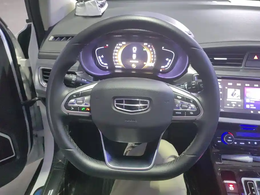 Geely Emgrand GS — миниатюра 15