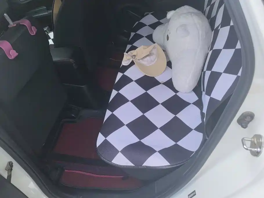 Honda Fit — миниатюра 10