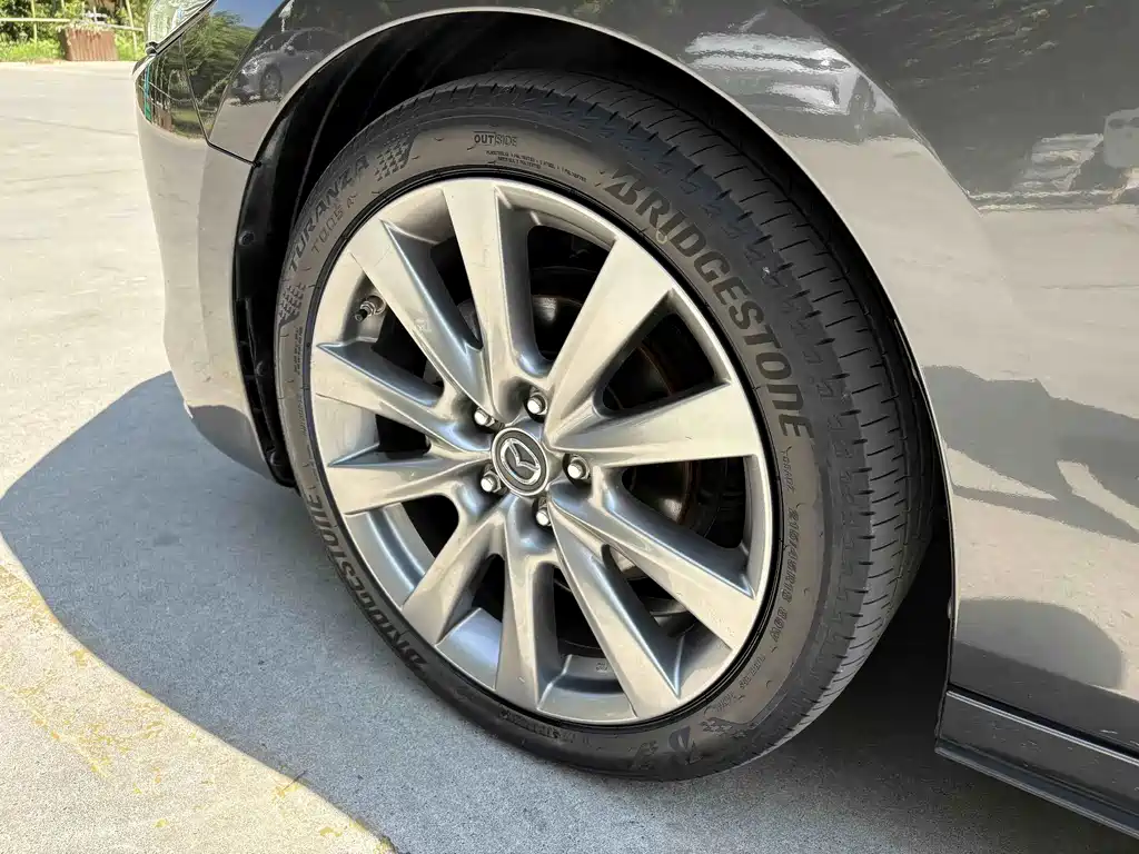 Mazda 3 Axela — миниатюра 4