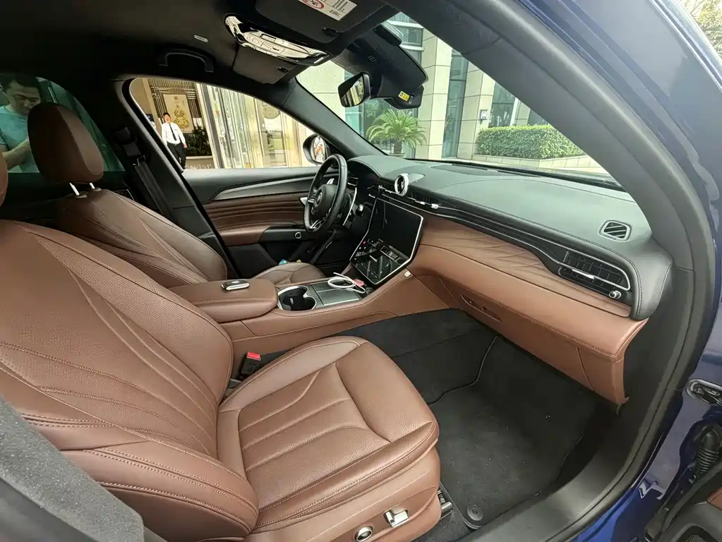 Maserati Grecale — миниатюра 7