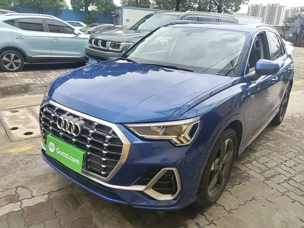 奥迪Q3 2021款 35 TFSI 时尚动感型 2021