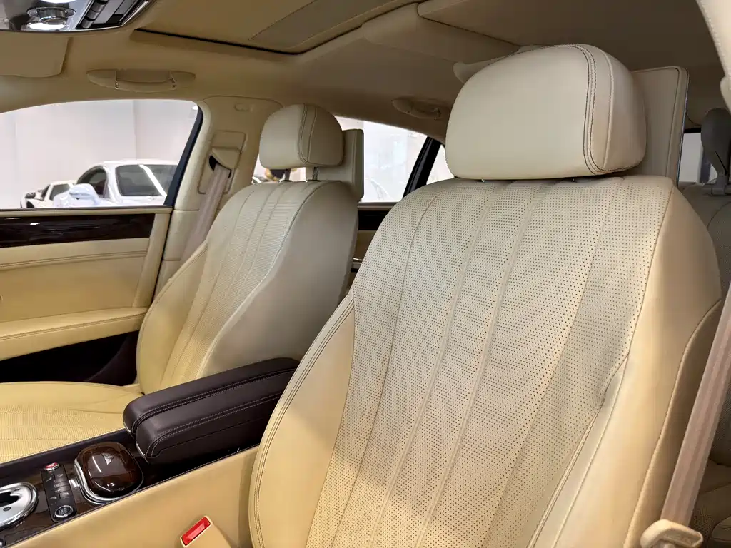 Bentley Flying Spur 2014 4.0T V8 Luxury