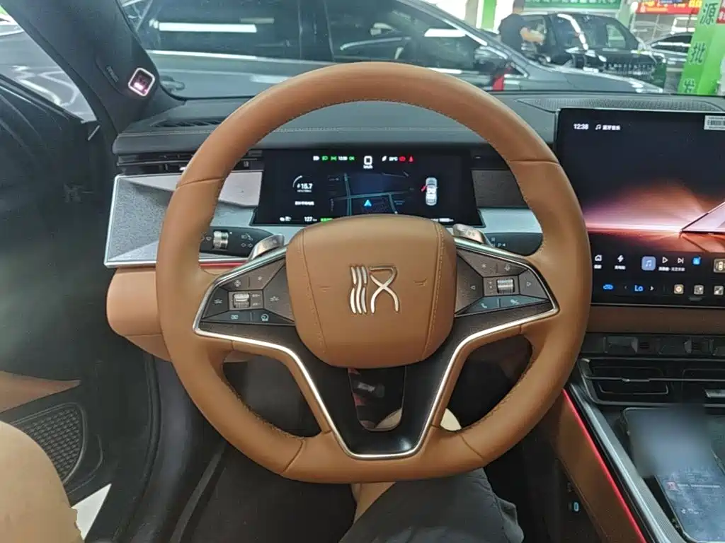 BYD Han L — миниатюра 11