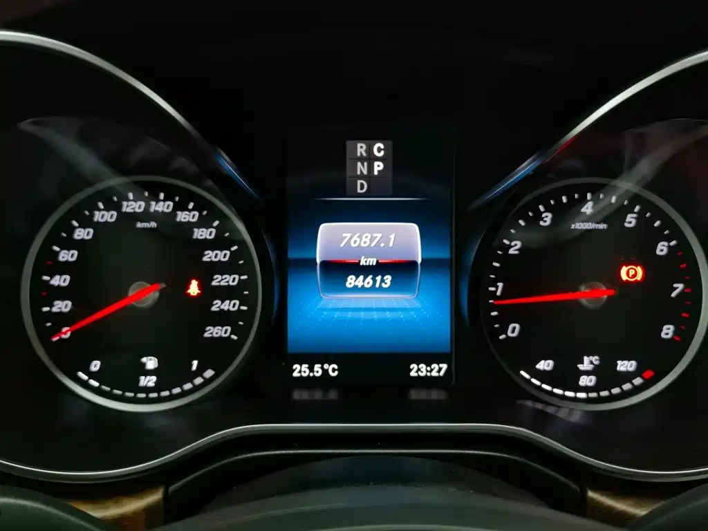 Mercedes-Benz V-Class — миниатюра 10
