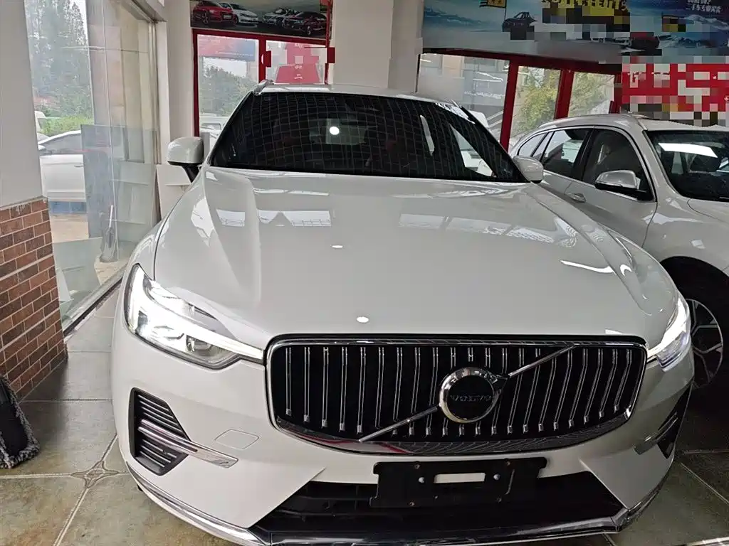 VOLVO  XC60