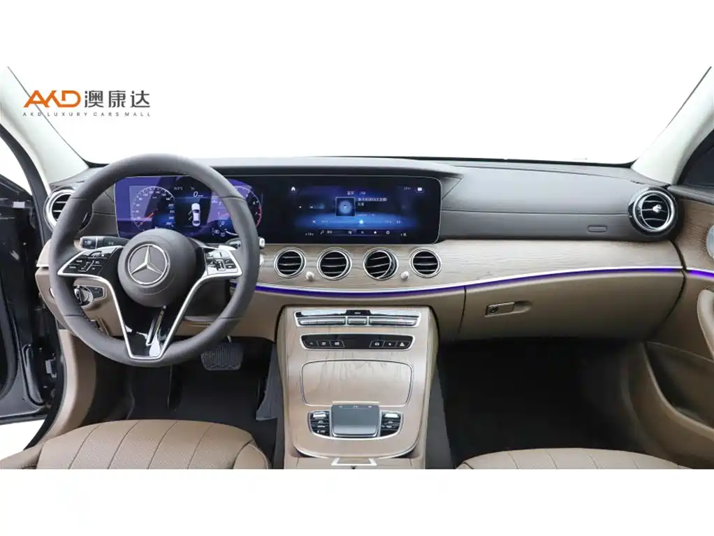 Mercedes-Benz E-Class — миниатюра 5