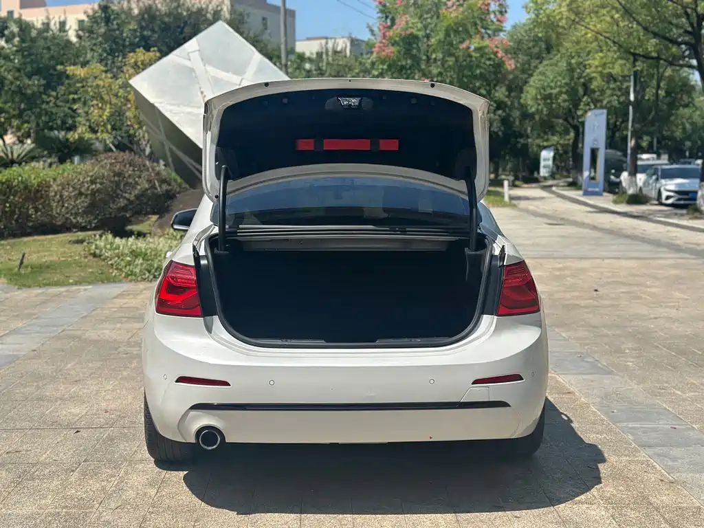 BMW 1 Series — миниатюра 13