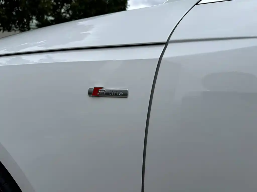 Audi A4L — миниатюра 26