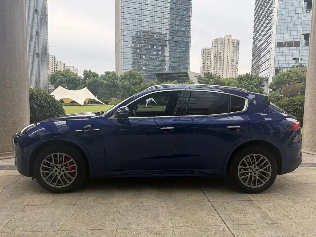 Maserati Grecale — миниатюра 5