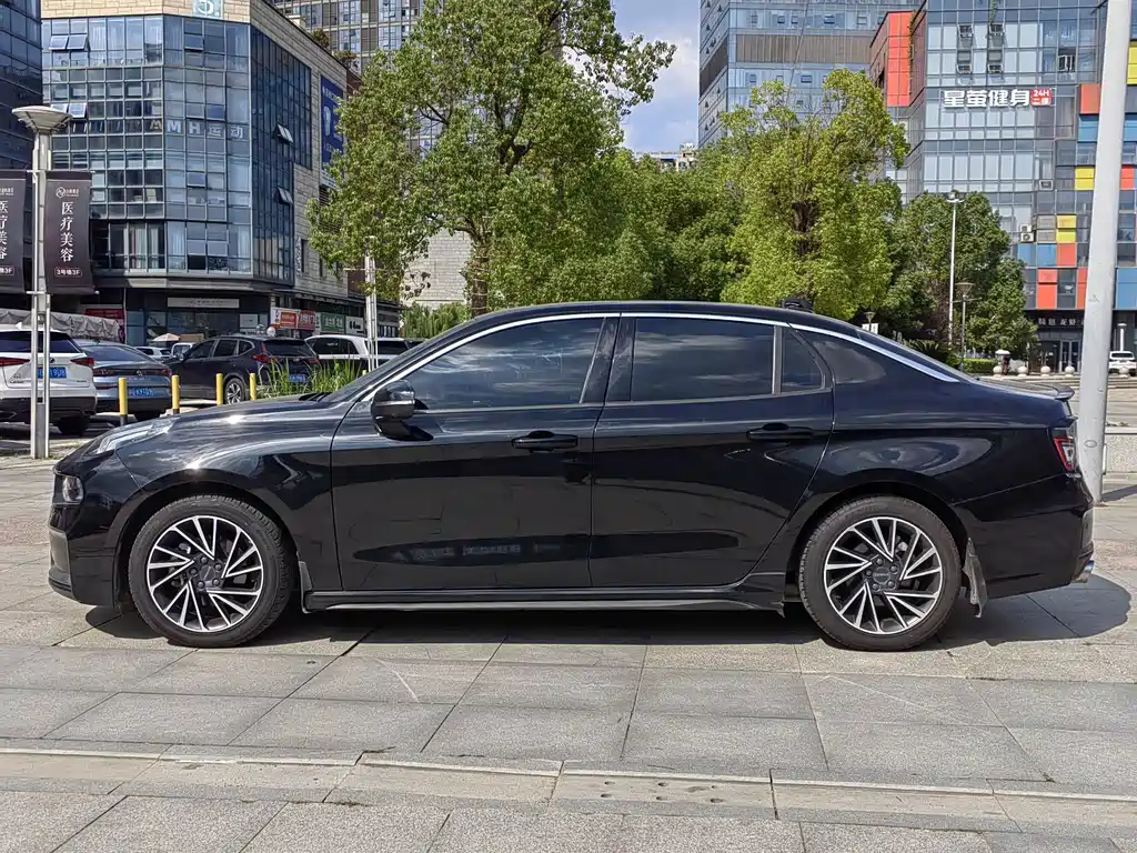 Lynk & Co 03 — миниатюра 2