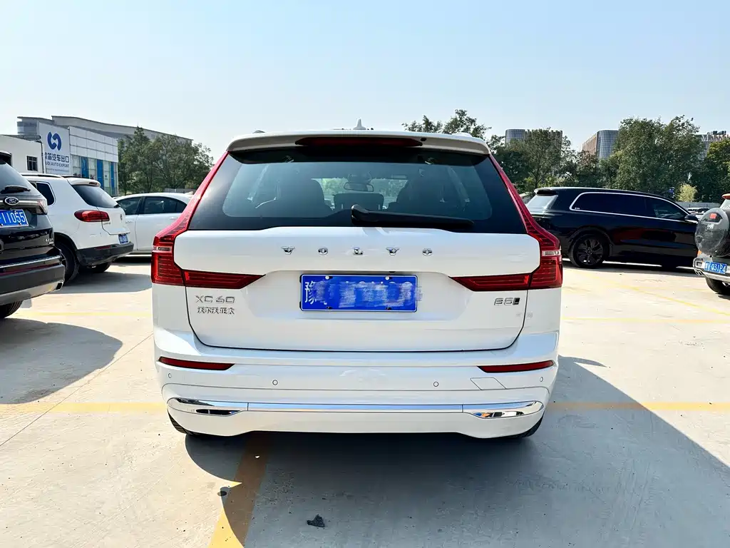 Volvo XC60 — миниатюра 6