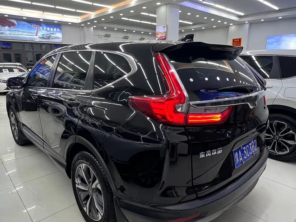 Honda CR-V - фото 9