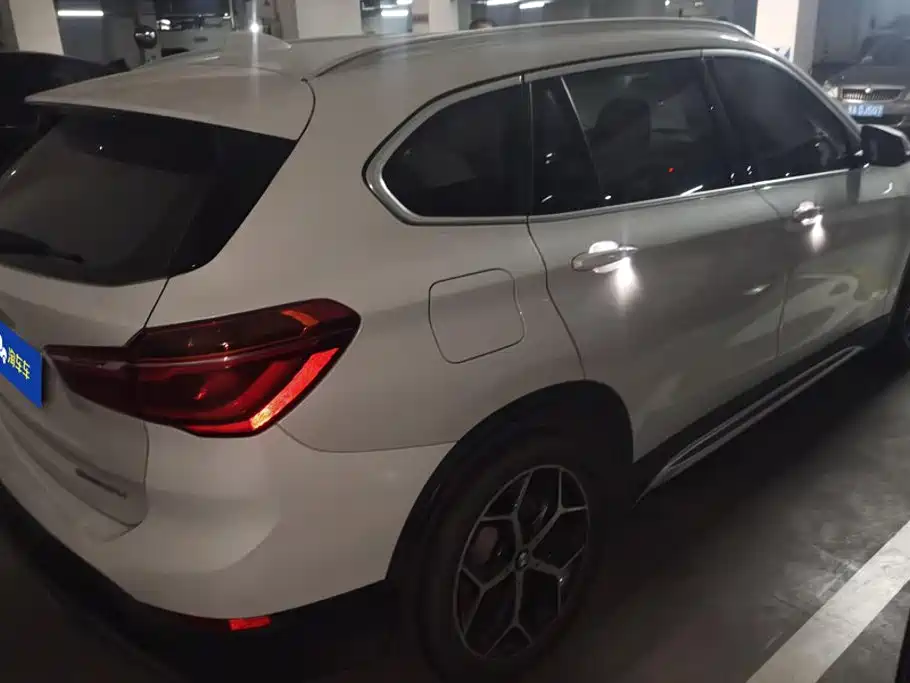 BMW X1 — миниатюра 3