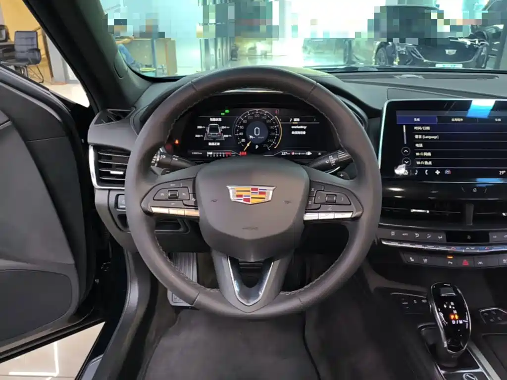 Cadillac CT5 — миниатюра 11