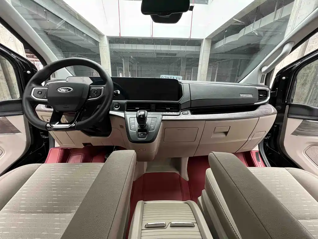 Ford Tourneo — миниатюра 13