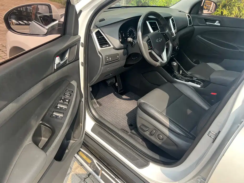 Hyundai Tucson — миниатюра 5
