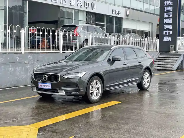 Volvo V 90 2019 Cross Country T 5 AWD V — фото 1