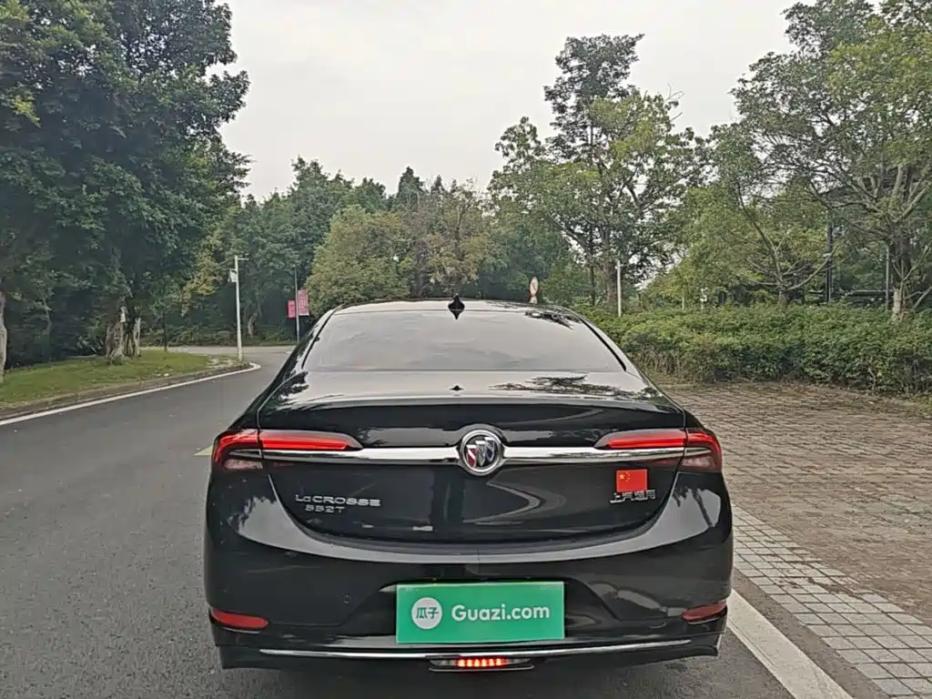 Buick LaCrosse — миниатюра 6