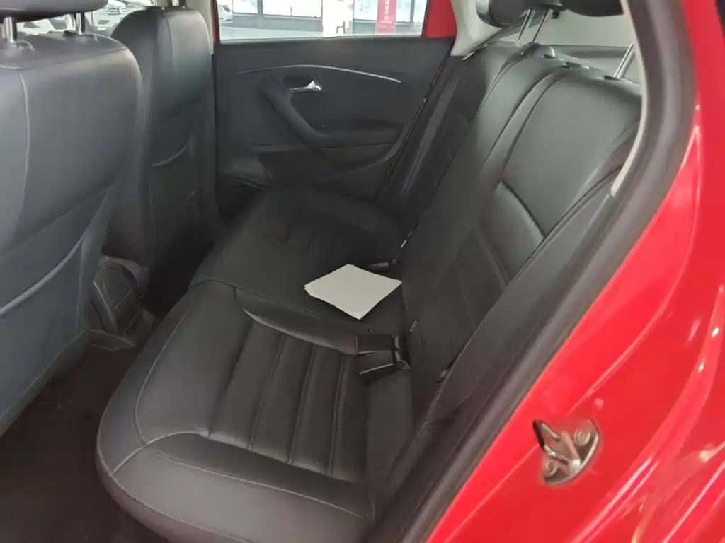 Volkswagen Polo — миниатюра 17