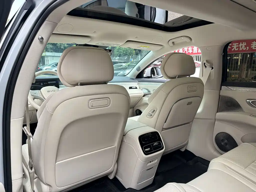 BYD Seal 08 — миниатюра 24
