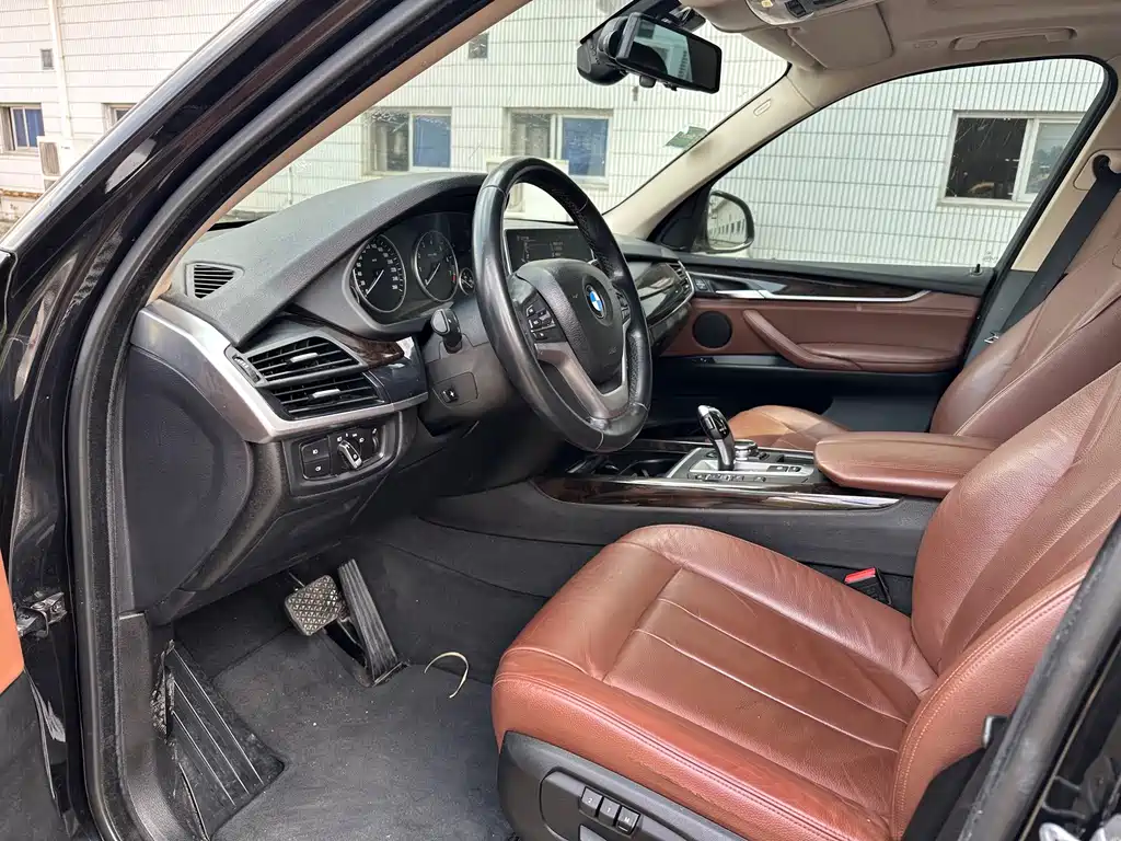 BMW X5 (Import) — миниатюра 5