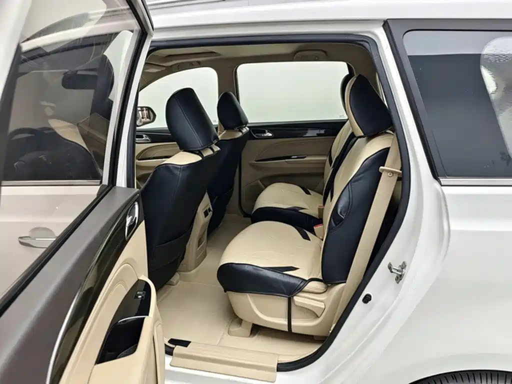 Baojun 730 — миниатюра 9