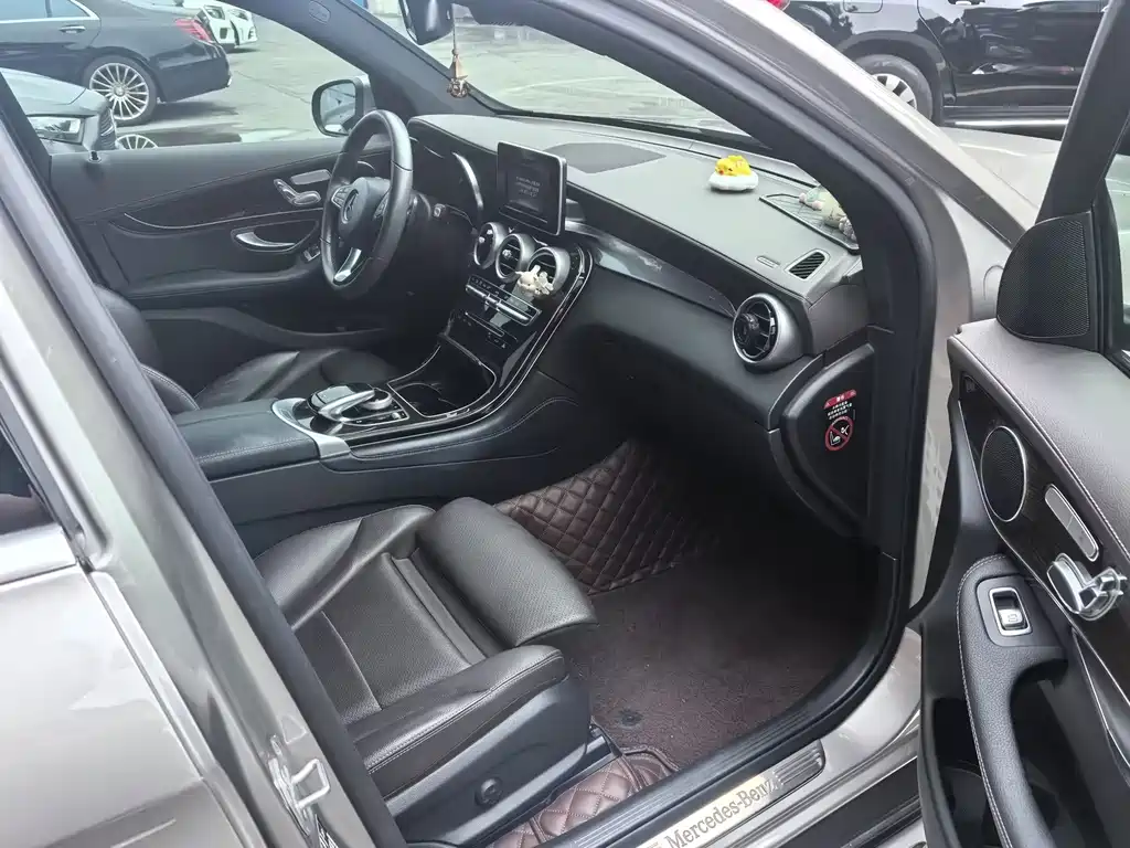 Mercedes-Benz GLC — миниатюра 10