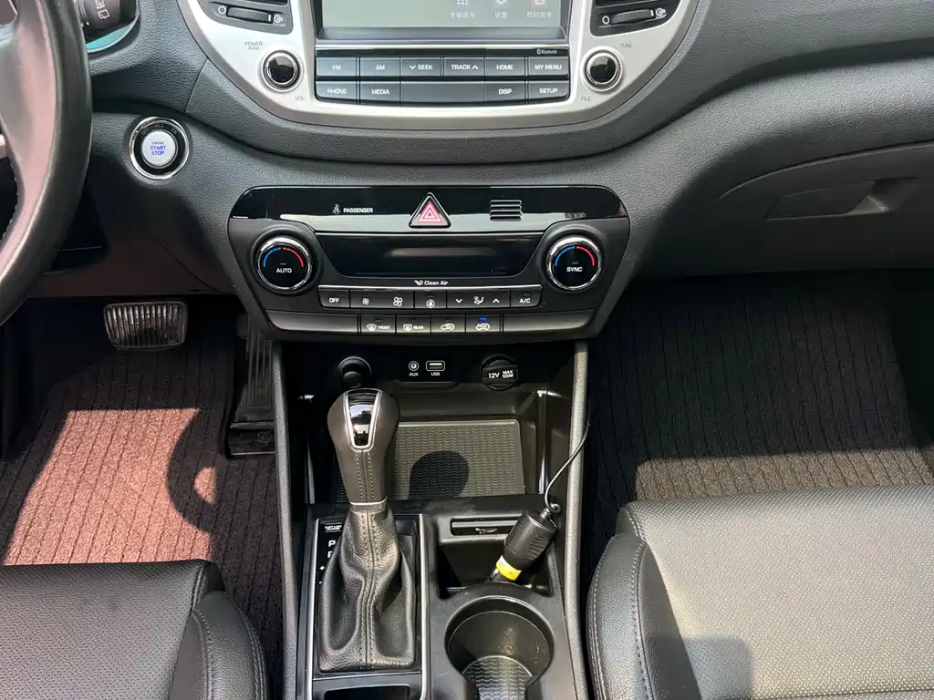 Hyundai Tucson — миниатюра 17