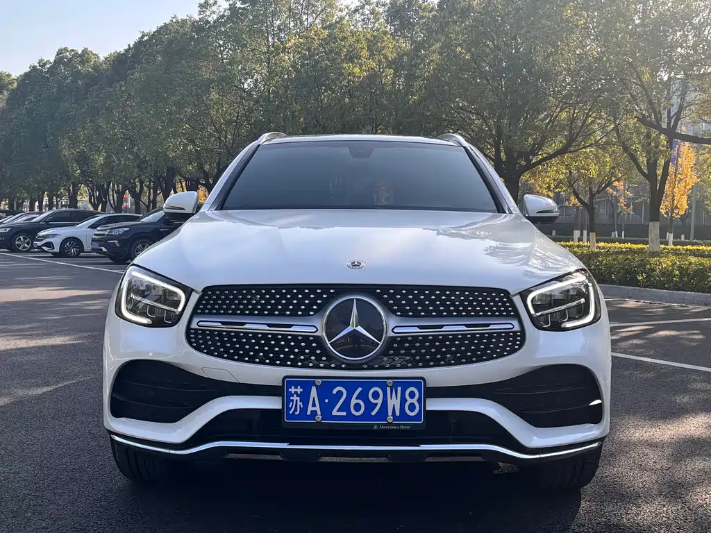 MERCEDES-BENZ GLC