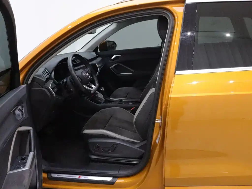 Audi Q3 — миниатюра 11