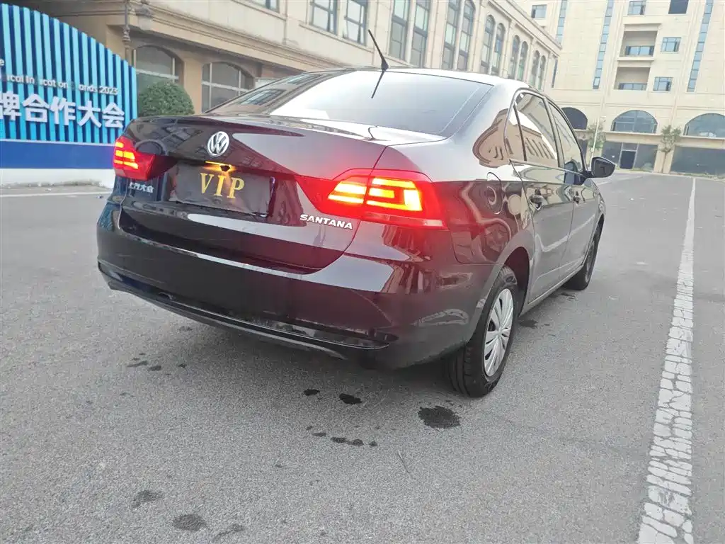 Volkswagen Santana — миниатюра 17