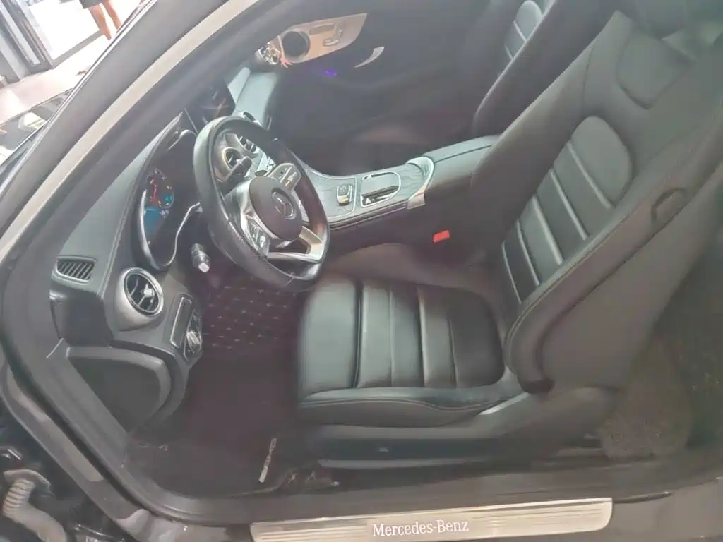 Mercedes-Benz C-Class (Import) — миниатюра 15
