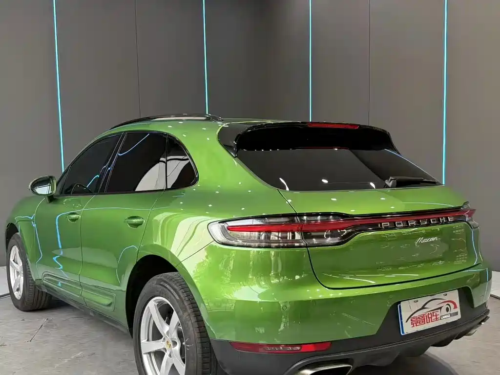Porsche Macan — миниатюра 8