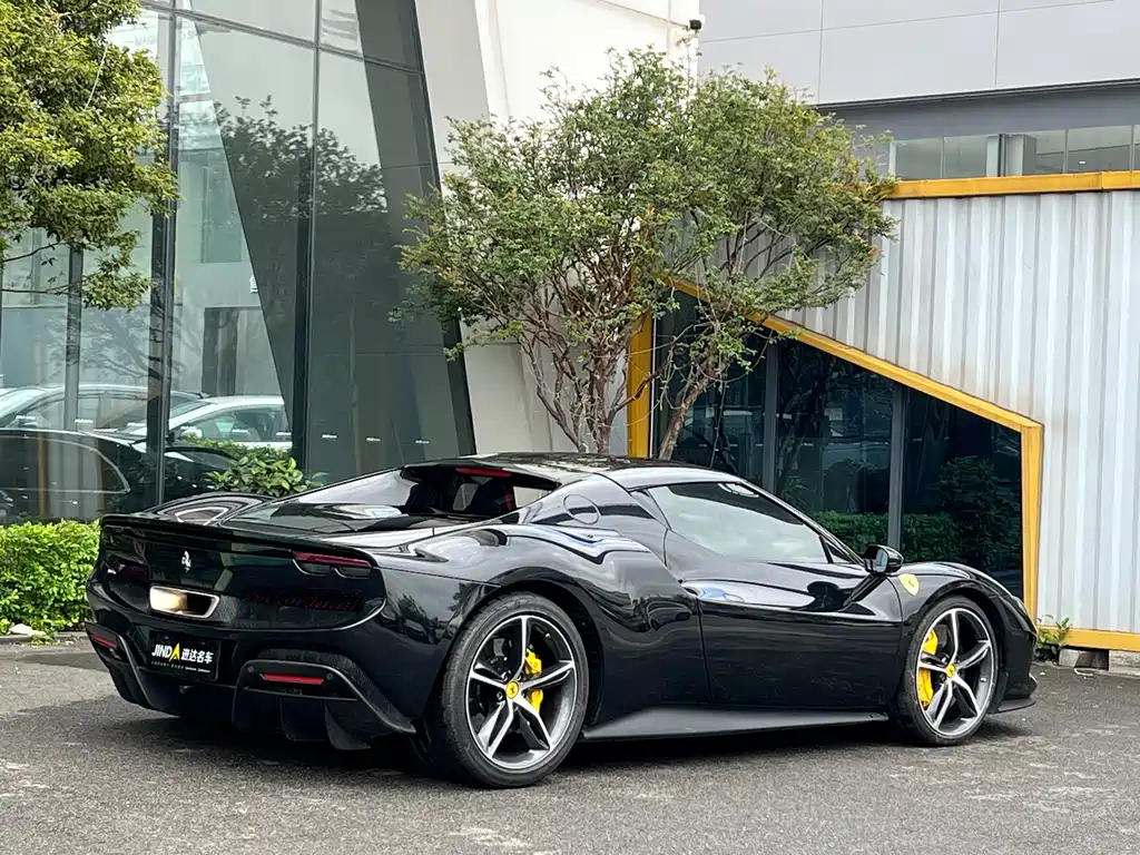 Ferrari 296 2021 3.0T V6 GTB