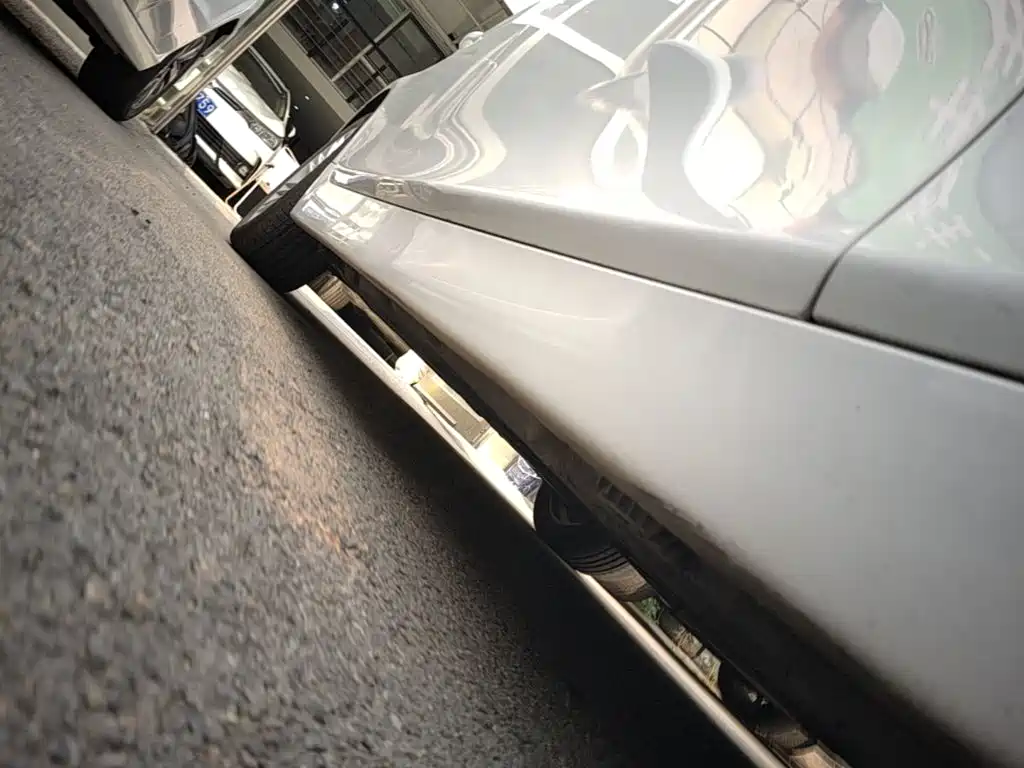 BMW 5 Series — миниатюра 21
