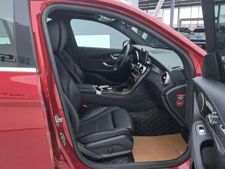 Mercedes-Benz GLC 2018 GLC 260 4MATIC