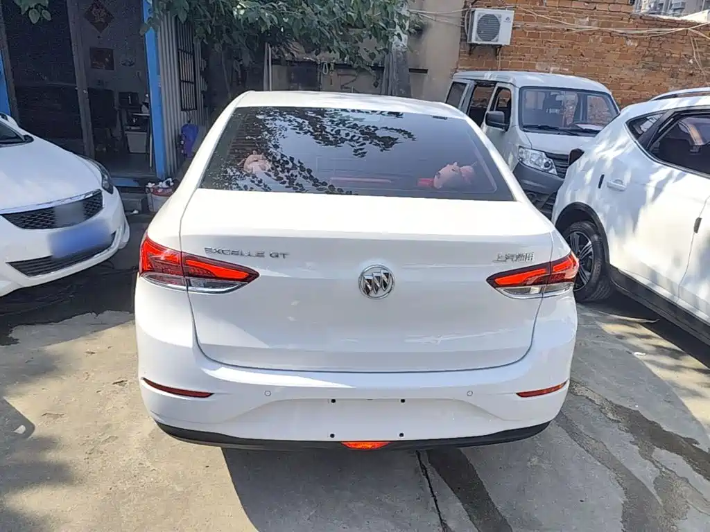 Buick Excelle — миниатюра 6
