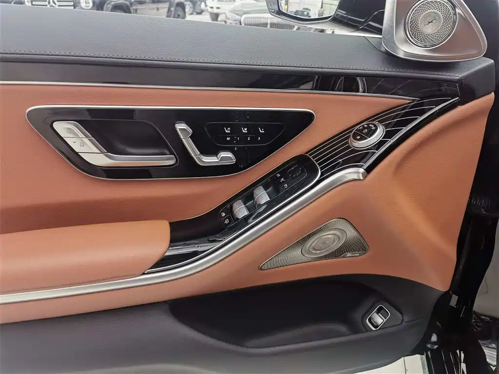 MERCEDES-BENZ S CLASS