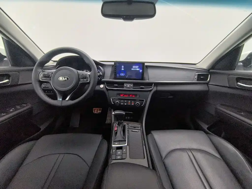 Kia K5 — миниатюра 5