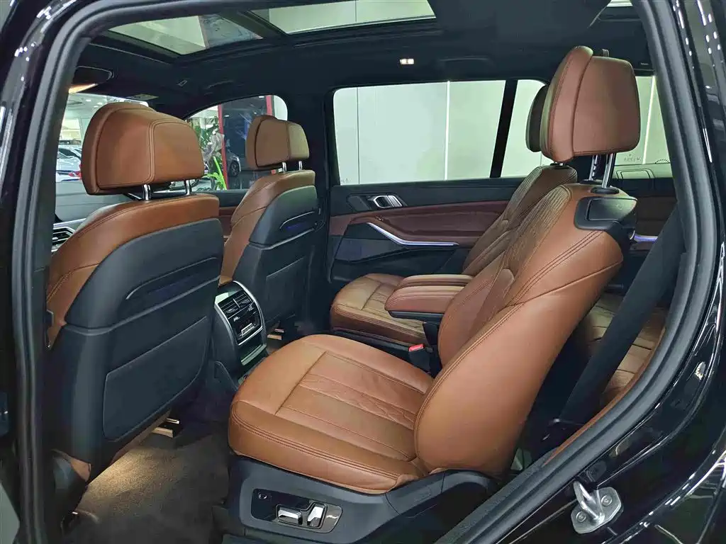 BMW X7 — миниатюра 5