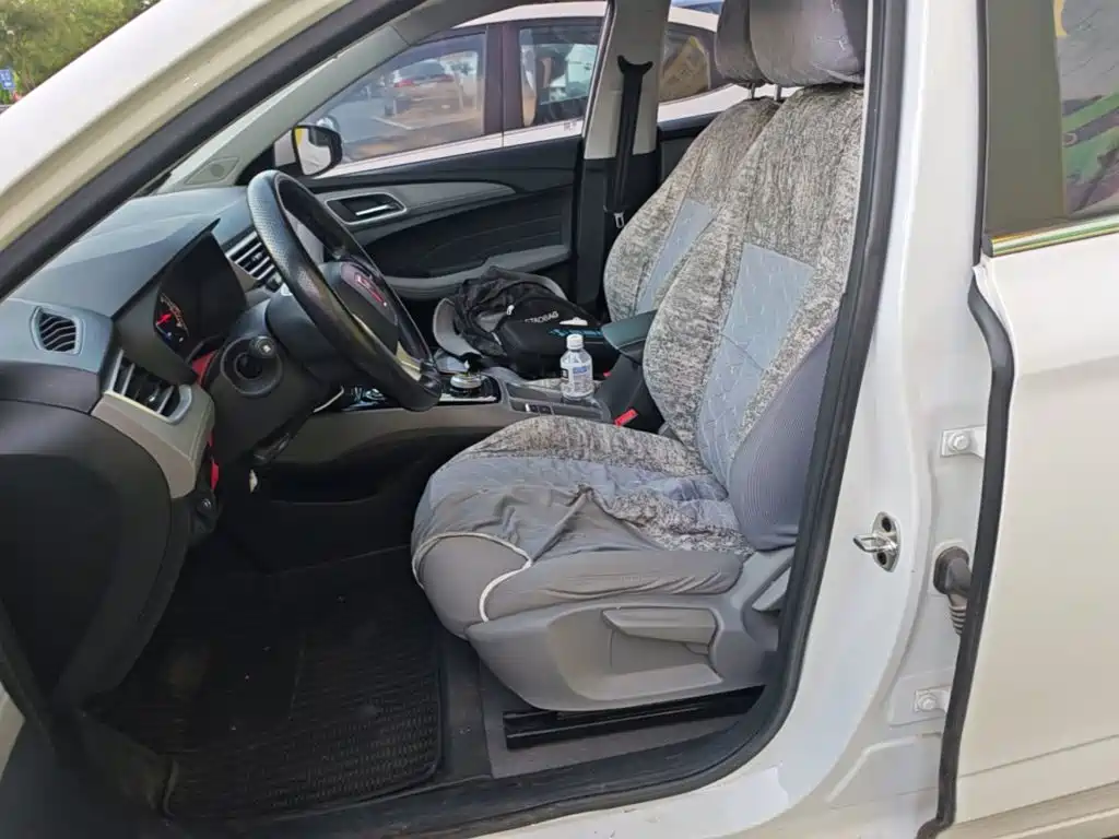 Roewe Ei5 — миниатюра 8