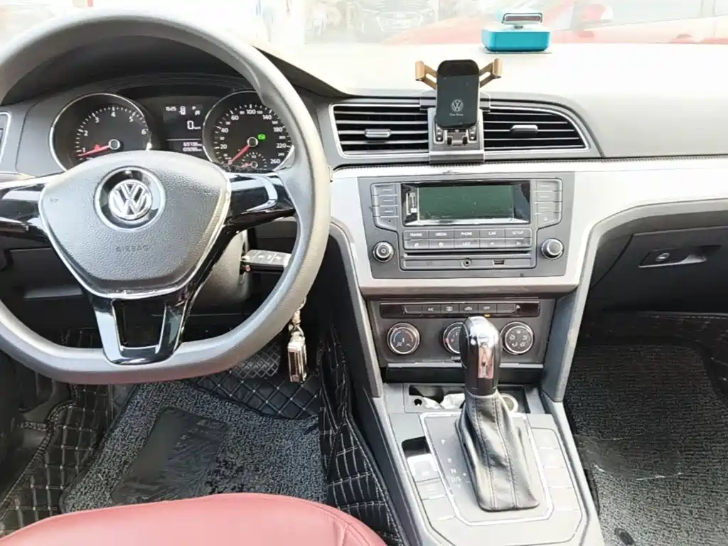 Volkswagen Lamando — миниатюра 10