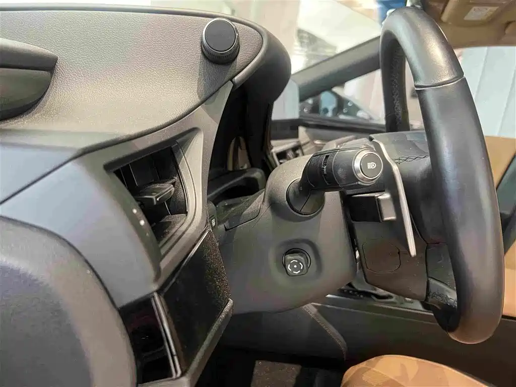 Lexus ES — миниатюра 8