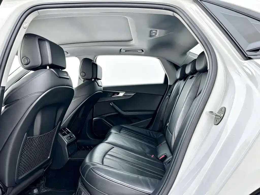Audi A4L — миниатюра 5